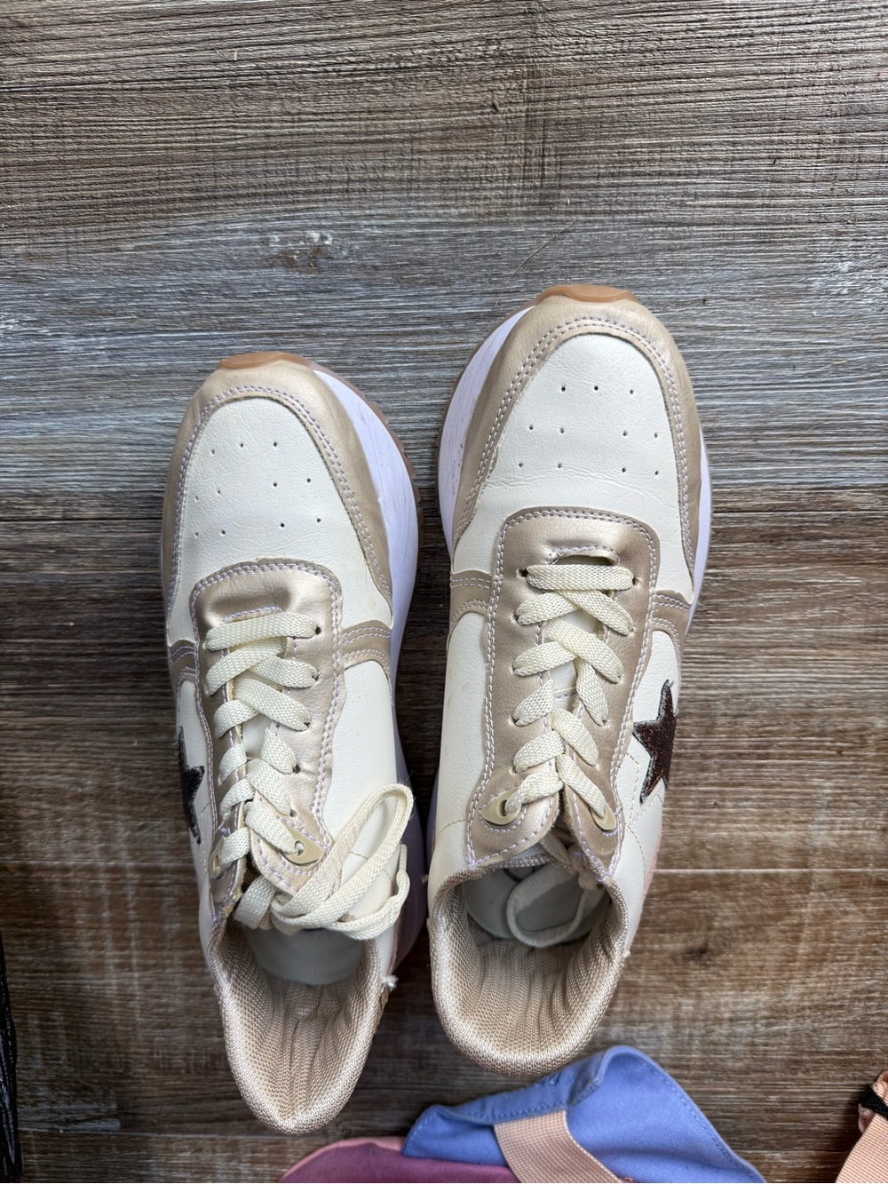 MKS Women’s Cream and Tan Star Accent Cloud Sneakers Brown Star